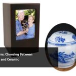 firt urn choosing between wood and ceramic